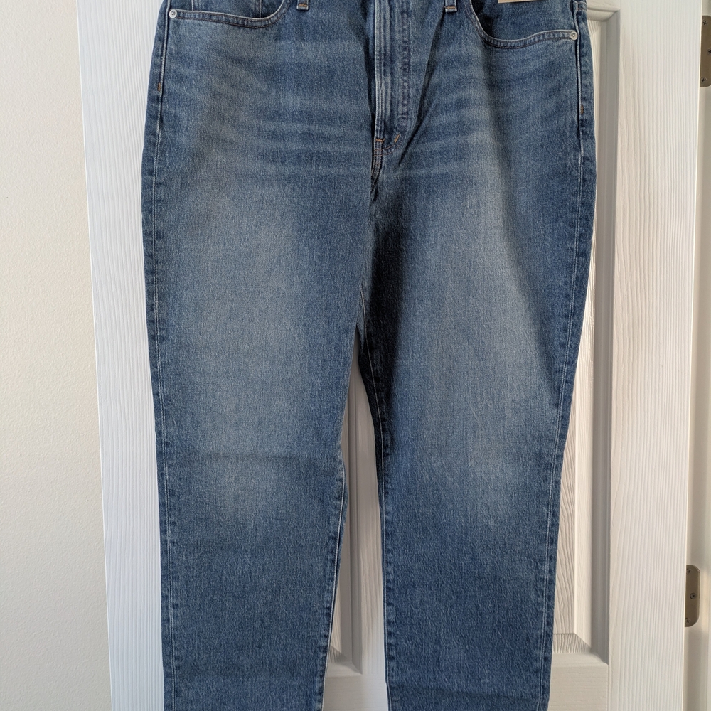 Madewell Women's Straight Jeans in Classic Blue